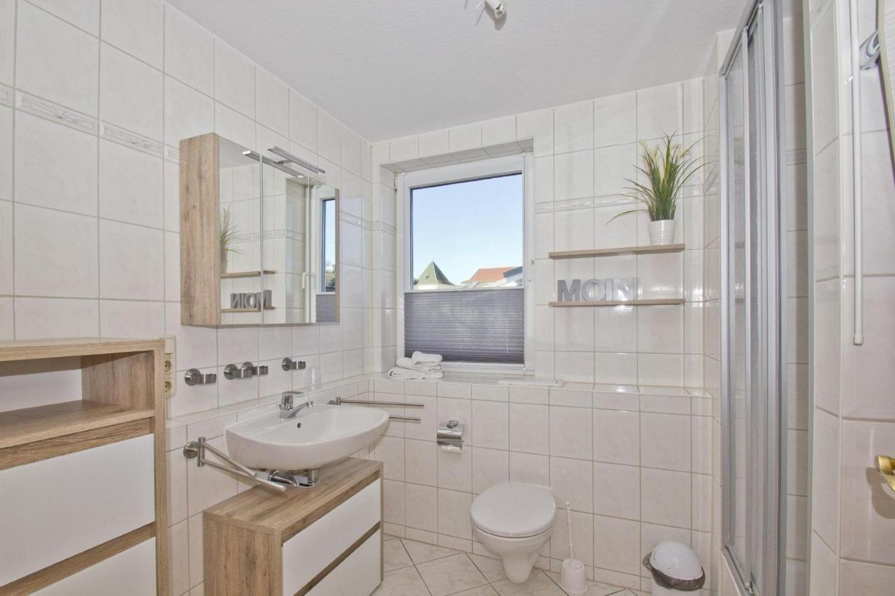 Ferienwohnung Mit Balkon, Gratis Nutzung Vom Ahoi Erlebnisbad Und Sauna In Sellin - Haus Strandeck Fewo 20 Goehren  Exteriör bild